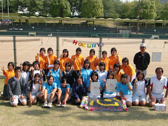 北稜高校ソフトテニス部のチーム写真